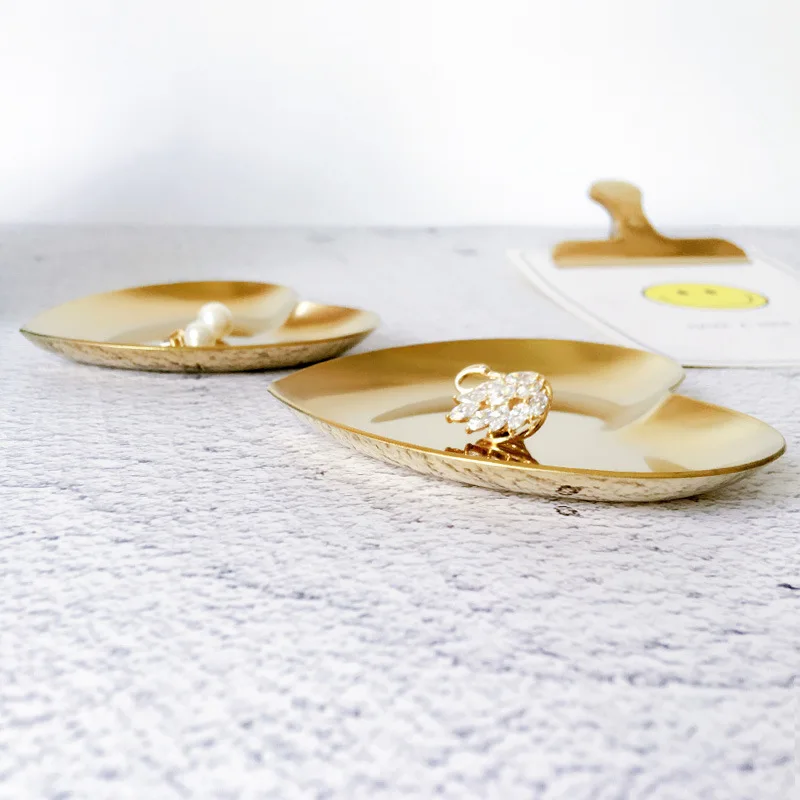 5648647568_1988485086