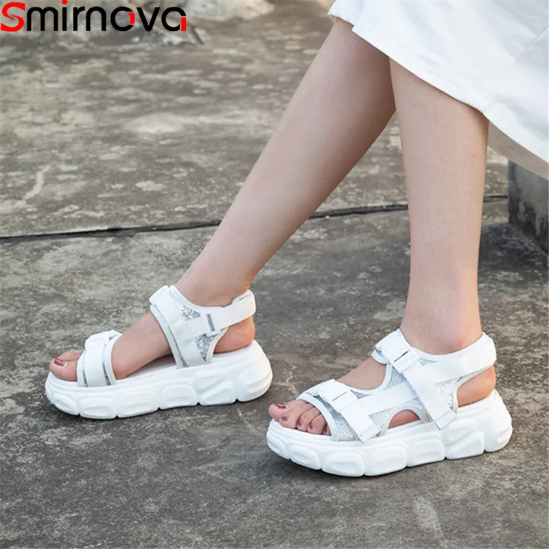 Smirnova big size 35-42 new summer sandals bling casual comfortable ladies shoes flat platform leisure women sandals 2019
Smirnova big size 35-42 new summer sandals bling casual comfortable ladies shoes flat platform leisure women sandals 2019
