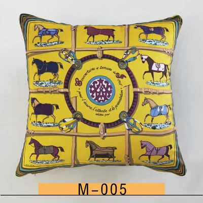 Throw Pillow case Cushion Cover High-end French Italy Design Durable European Luxury Royal Sofa Decor
Throw Pillow case Cushion Cover High-end French Italy Design Durable European Luxury Royal Sofa Decor