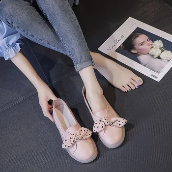 2019 autumn new fashion simple solid color flat shoes women leather comfortable hollow breathable casual shoes
2019 autumn new fashion simple solid color flat shoes women leather comfortable hollow breathable casual shoes