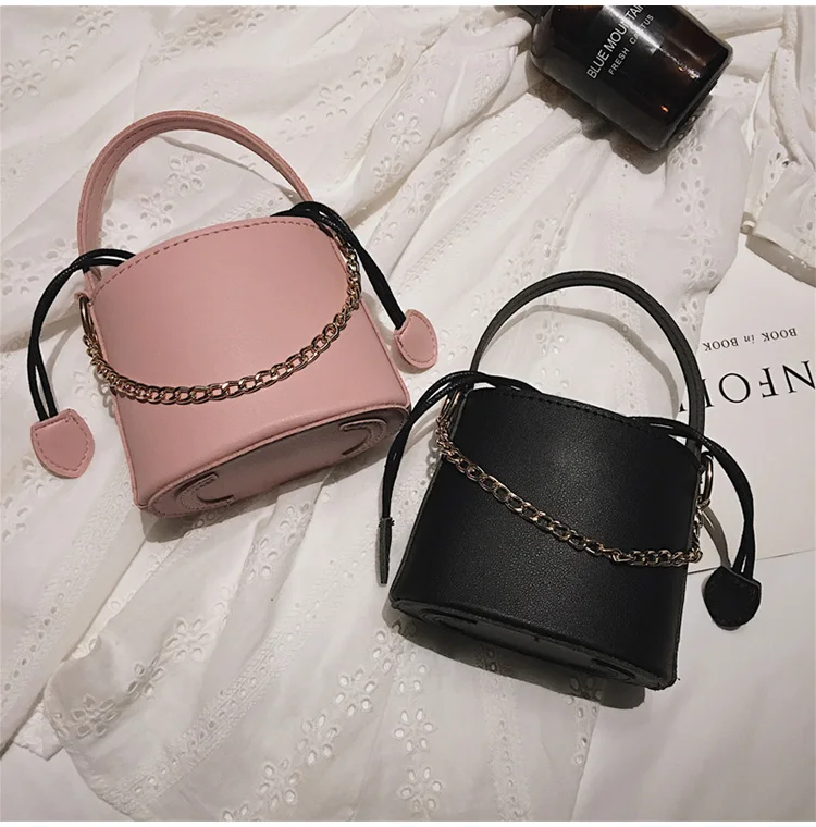 2018 Fashion Women mini Bucket Bag Candy Color Hand Ladies Shoulder Bags Feminina Panelled Crossbody Bag Sac Femme
2018 Fashion Women mini Bucket Bag Candy Color Hand Ladies Shoulder Bags Feminina Panelled Crossbody Bag Sac Femme