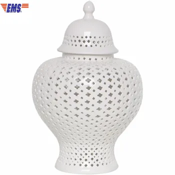 Chinese Style White Hollow Out Ceramics Military Altar Abstraction Porcelain Cover Band Storage Pot Desktop Decoration X1664
Chinese Style White Hollow Out Ceramics Military Altar Abstraction Porcelain Cover Band Storage Pot Desktop Decoration X1664