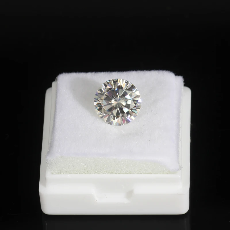 GH color 7.5mm round shape moissanites loose stone syn beads for jewelry making quality guarantee
GH color 7.5mm round shape moissanites loose stone syn beads for jewelry making quality guarantee