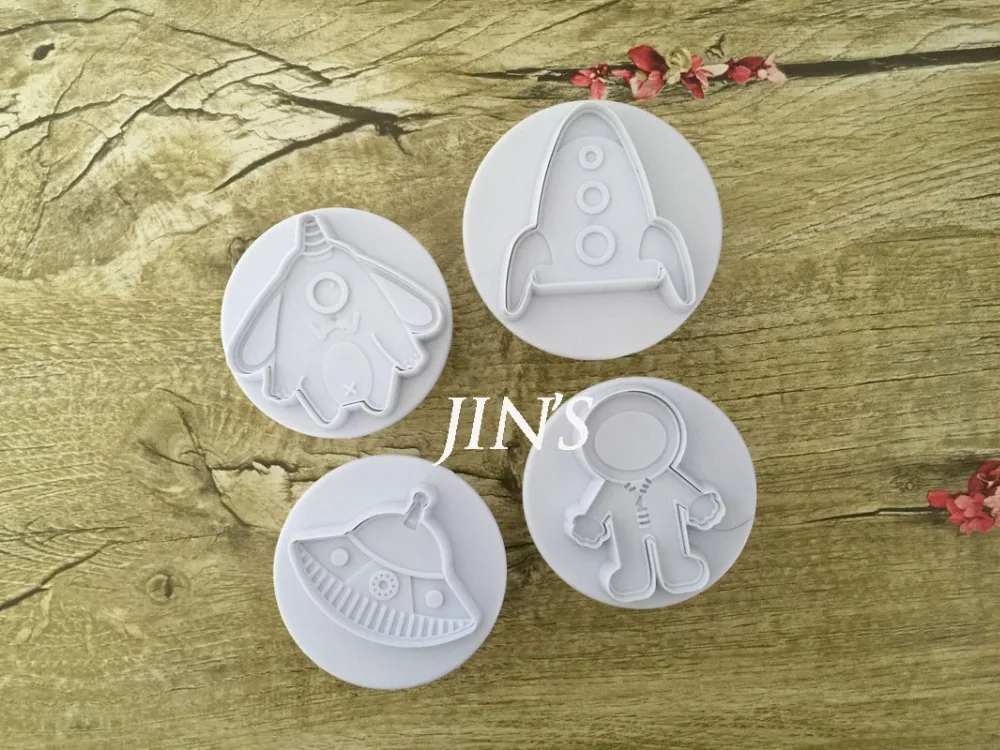 4PCS/LOT Rocket, UFO, Alien, Spacecraft Sample Plastic Cookie Cutter, Fondant Cake Tools, Cake Decorating DIY Molds 020169
4PCS/LOT Rocket, UFO, Alien, Spacecraft Sample Plastic Cookie Cutter, Fondant Cake Tools, Cake Decorating DIY Molds 020169