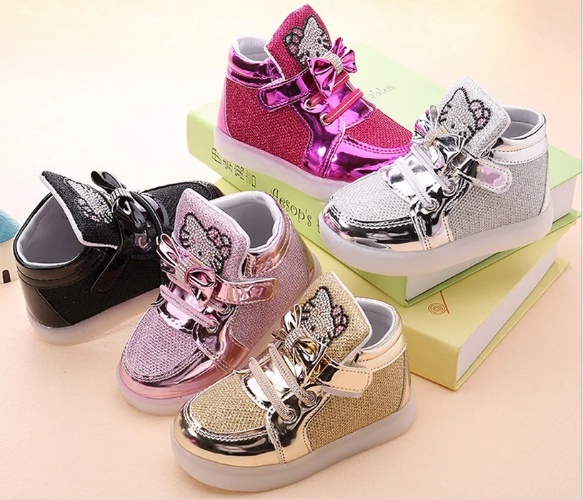 2017 fashion Lovely LED lighted 5 colors baby casual shoes Elegant shoes hot sales baby boots cute noble kids sneakers
2017 fashion Lovely LED lighted 5 colors baby casual shoes Elegant shoes hot sales baby boots cute noble kids sneakers