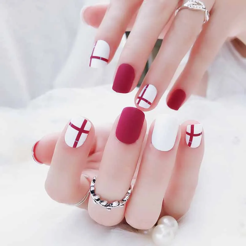 Girls Red Heart Full Cover False Nails DIY White Red Lattice Fake Nails Short Size Artificial Nails Tips with Glue Sticker 24pcs
Girls Red Heart Full Cover False Nails DIY White Red Lattice Fake Nails Short Size Artificial Nails Tips with Glue Sticker 24pcs