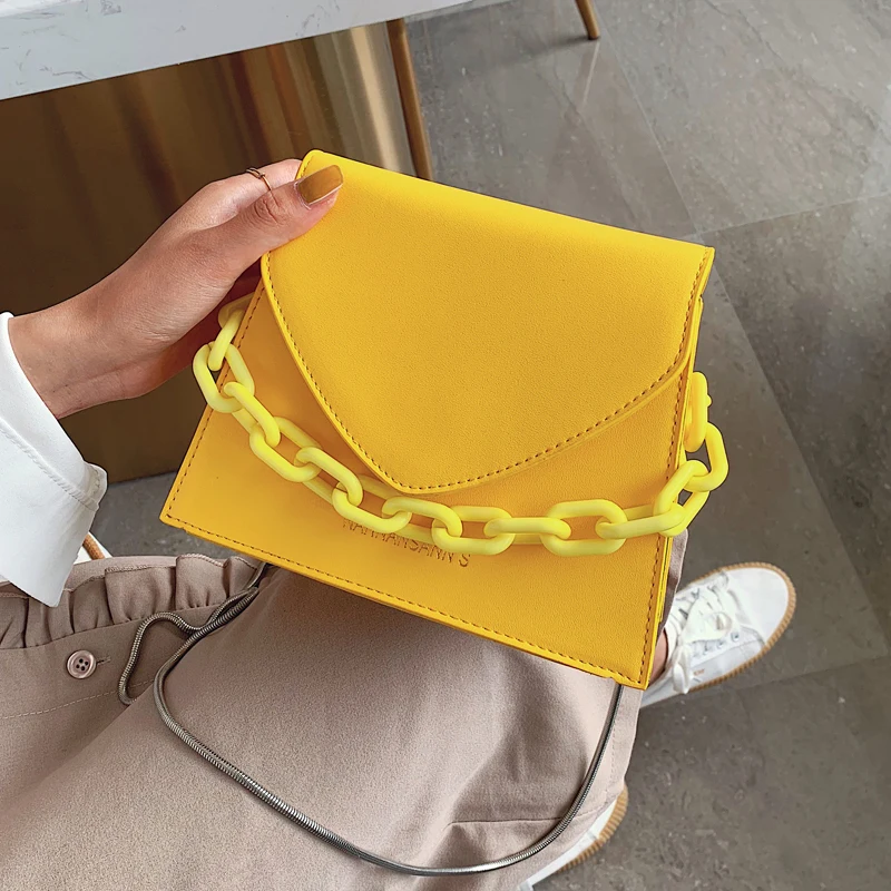 Brand Designer Acrylic Chain Handbag 2019 Crossbody Bag Ins Style Small Messenger Shoulder Bags Female Party Clutch and Purse
Brand Designer Acrylic Chain Handbag 2019 Crossbody Bag Ins Style Small Messenger Shoulder Bags Female Party Clutch and Purse