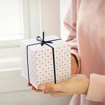 20pcs 9x9x9cm High Quality Candy Cheese Cake Paper Box Cookie Container Gift Packaging Wedding Christmas
20pcs 9x9x9cm High Quality Candy Cheese Cake Paper Box Cookie Container Gift Packaging Wedding Christmas