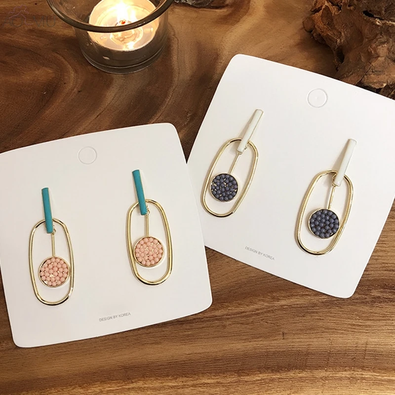 AOMU Vintage Golden Metal Color Enamel Geometric Oval Circle Hollow Dangle Drop Earrings for Women Girl Gift Jewelry Accessories
AOMU Vintage Golden Metal Color Enamel Geometric Oval Circle Hollow Dangle Drop Earrings for Women Girl Gift Jewelry Accessories