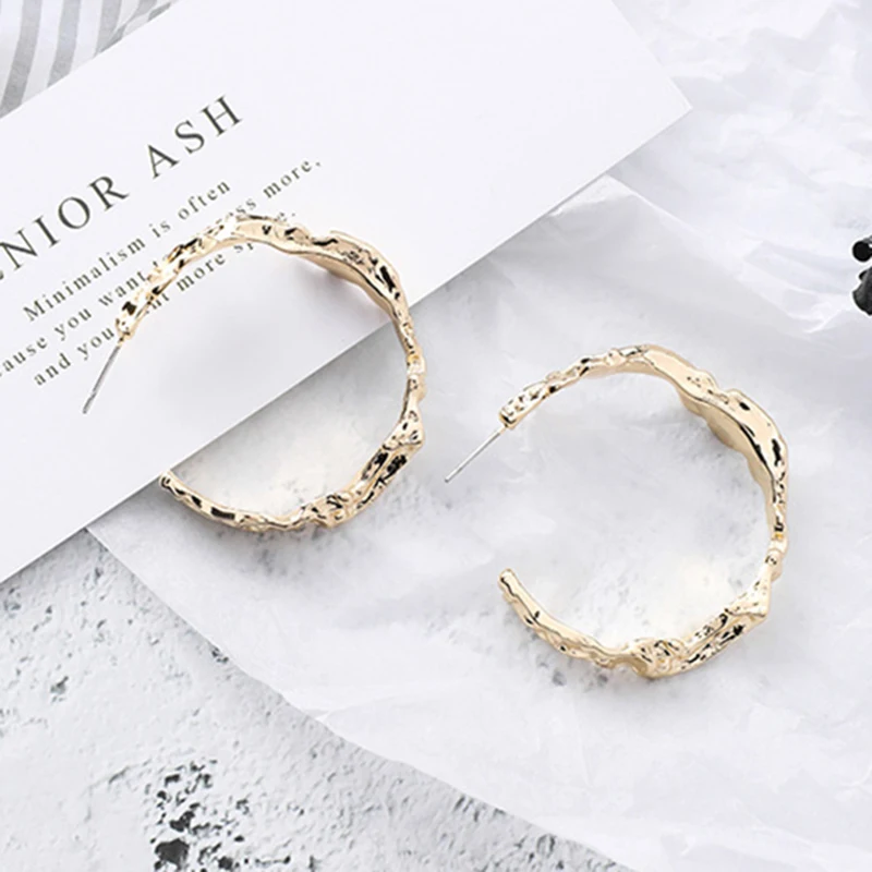 2018 Most Popular Irregular Geometric Wave Gold Color Hoop Earrings For Women Ladies Chic Hyperbole Statement Earring For Party
2018 Most Popular Irregular Geometric Wave Gold Color Hoop Earrings For Women Ladies Chic Hyperbole Statement Earring For Party