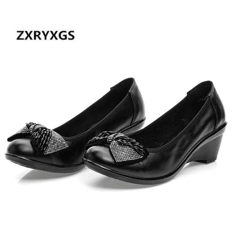New Fashion Black Beaded Bow Cow Leather Shoes Woman 2019 Spring Comfort Soft Bottom Women Shoes Non-slip Breathable Wedge Shoes
New Fashion Black Beaded Bow Cow Leather Shoes Woman 2019 Spring Comfort Soft Bottom Women Shoes Non-slip Breathable Wedge Shoes