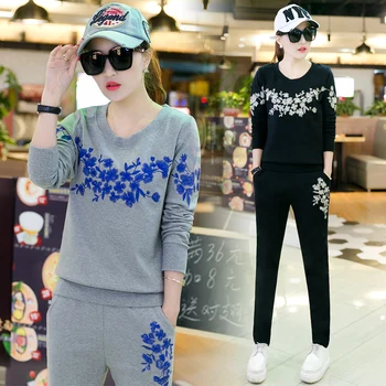 2017 Spring New Women Hoodies Sweatshirt Pants 2 Pcs Clothing Set Leisure Suit Autumn Cotton Embroidered Two Suits Casual Outfit 
2017 Spring New Women Hoodies Sweatshirt Pants 2 Pcs Clothing Set Leisure Suit Autumn Cotton Embroidered Two Suits Casual Outfit