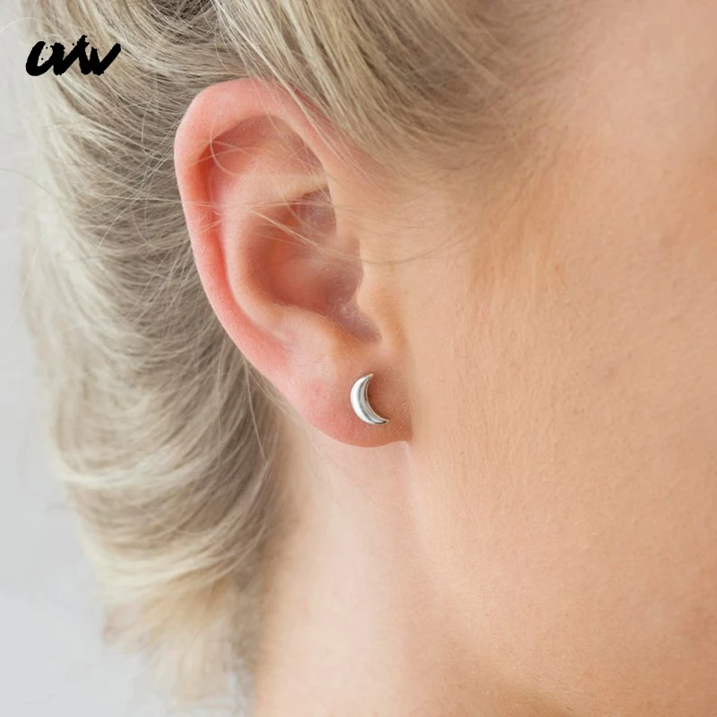 UVW017 2pc Trendy Surgical Steel Tiny Moon Design Ear Stud Cartilage Piercing Earrings for Women Men Multi-use Body Jewelry
UVW017 2pc Trendy Surgical Steel Tiny Moon Design Ear Stud Cartilage Piercing Earrings for Women Men Multi-use Body Jewelry
