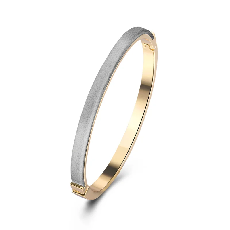 Minimalist Fashion Personality Contracted Fine Gold Color Bangles Women Fashion Beautiful Bangle With Gray Part pulseras X7-M2
Minimalist Fashion Personality Contracted Fine Gold Color Bangles Women Fashion Beautiful Bangle With Gray Part pulseras X7-M2