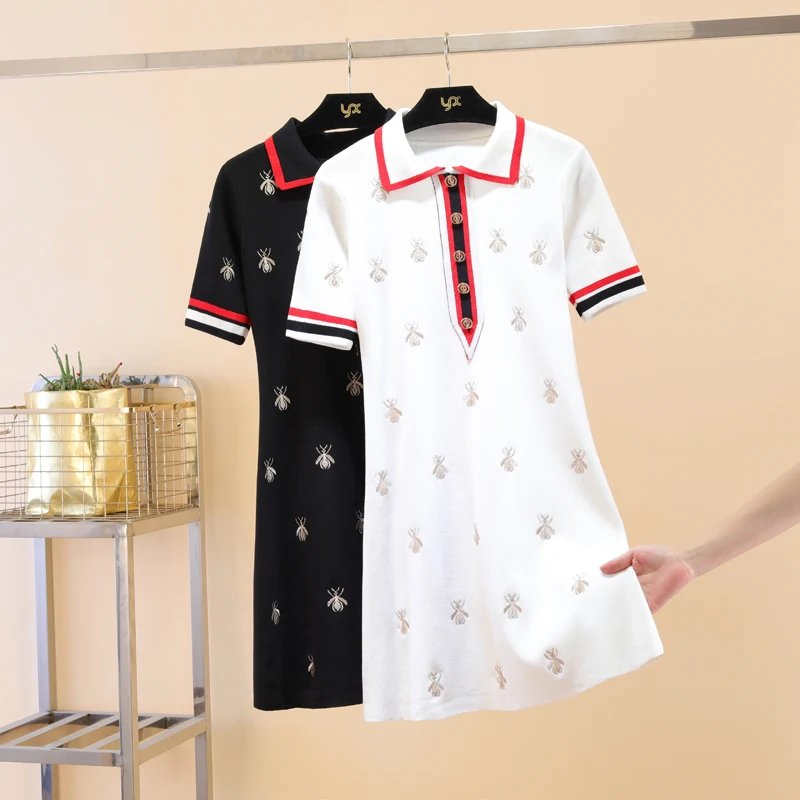 Contrast Retro Bee Embroidered Knit Dress 2019 Summer Ice Silk Lapel Slim Short Sleeve Temperament T Dress Girls Ladies Outfit
Contrast Retro Bee Embroidered Knit Dress 2019 Summer Ice Silk Lapel Slim Short Sleeve Temperament T Dress Girls Ladies Outfit
