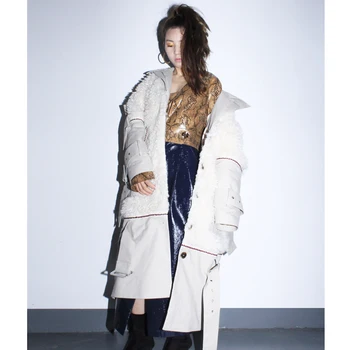 Luxurious Looks Women Winter Patchwork Faux Fur Oversized Loose Fury Coats Long Design Jackets
Luxurious Looks Women Winter Patchwork Faux Fur Oversized Loose Fury Coats Long Design Jackets