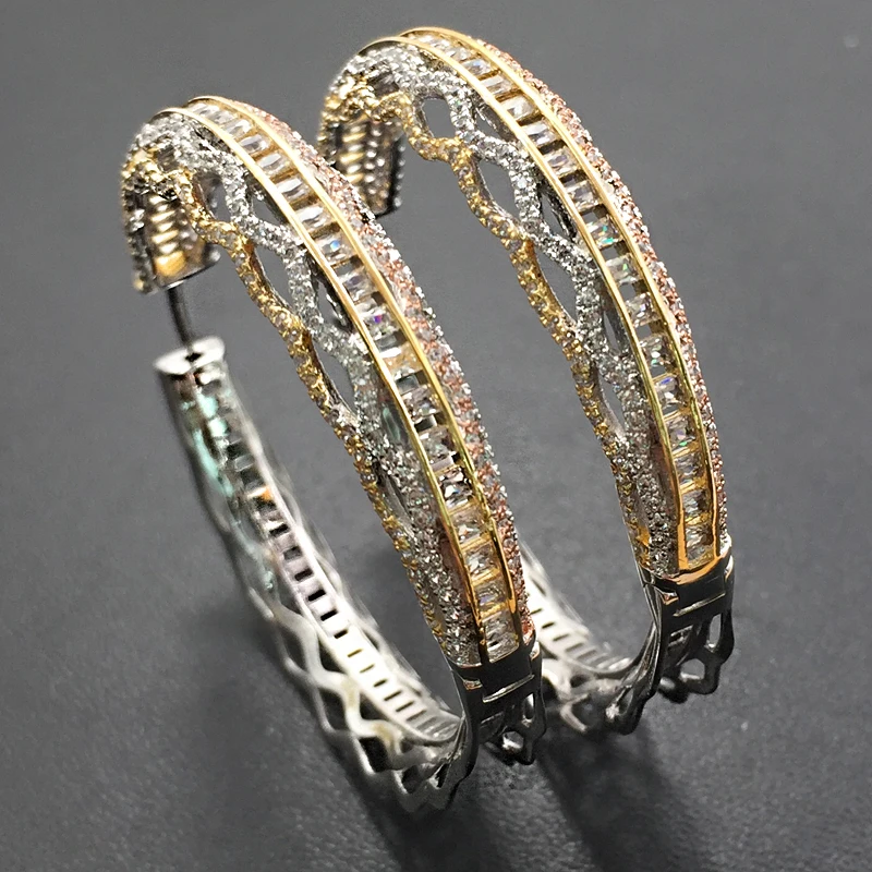 Lanyika Fashion Jewelry Artistic Shiny Luxury Big Ear Loops Micro Plated Wedding Engagement Elegant Earrings Daily Best Gift
Lanyika Fashion Jewelry Artistic Shiny Luxury Big Ear Loops Micro Plated Wedding Engagement Elegant Earrings Daily Best Gift