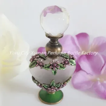 5ml Perfume Essential Oil Vintage Refillable Bottle Graven Metal Flower Empty Glass Container Gift Home Decoration#58841
5ml Perfume Essential Oil Vintage Refillable Bottle Graven Metal Flower Empty Glass Container Gift Home Decoration#58841