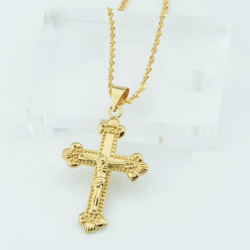 1pcs 3 Style Mens Womens Trendy Cross Crucifix Pendant Yellow Gold Color Pendants Optional 45cm Wave Necklace Chain
1pcs 3 Style Mens Womens Trendy Cross Crucifix Pendant Yellow Gold Color Pendants Optional 45cm Wave Necklace Chain