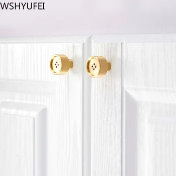 4pcs/lot new brass handle modern minimalist gold pure copper drawer cabinet round button small handle free shipping
4pcs/lot new brass handle modern minimalist gold pure copper drawer cabinet round button small handle free shipping