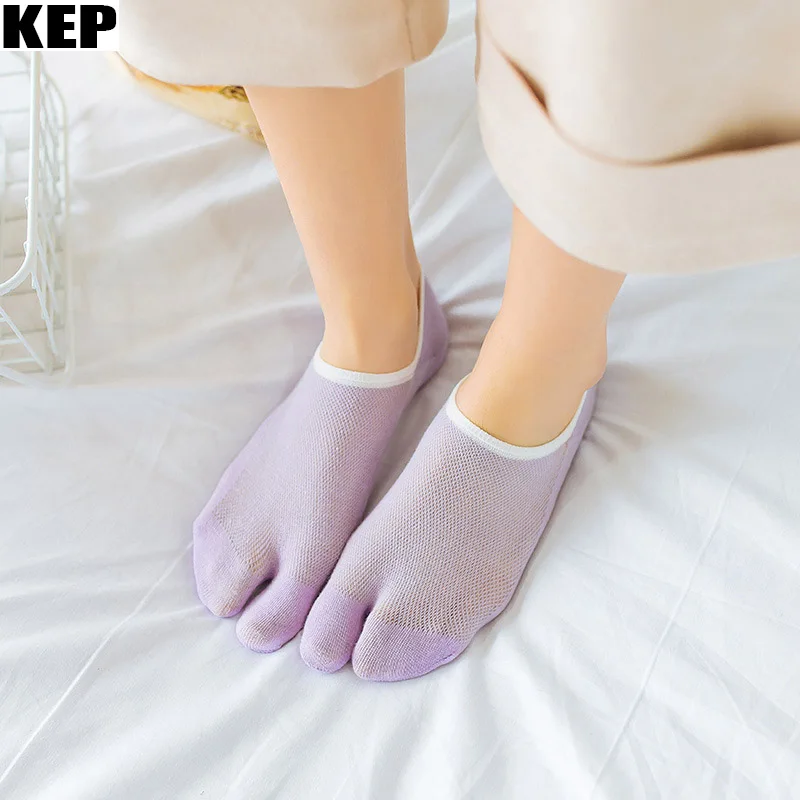 2019 New Arrival Hot Fashion Two Finger Toe Socks Funny Slippers Invisibility Socks Low Cut Solid Socks Breathable Women Socks
2019 New Arrival Hot Fashion Two Finger Toe Socks Funny Slippers Invisibility Socks Low Cut Solid Socks Breathable Women Socks