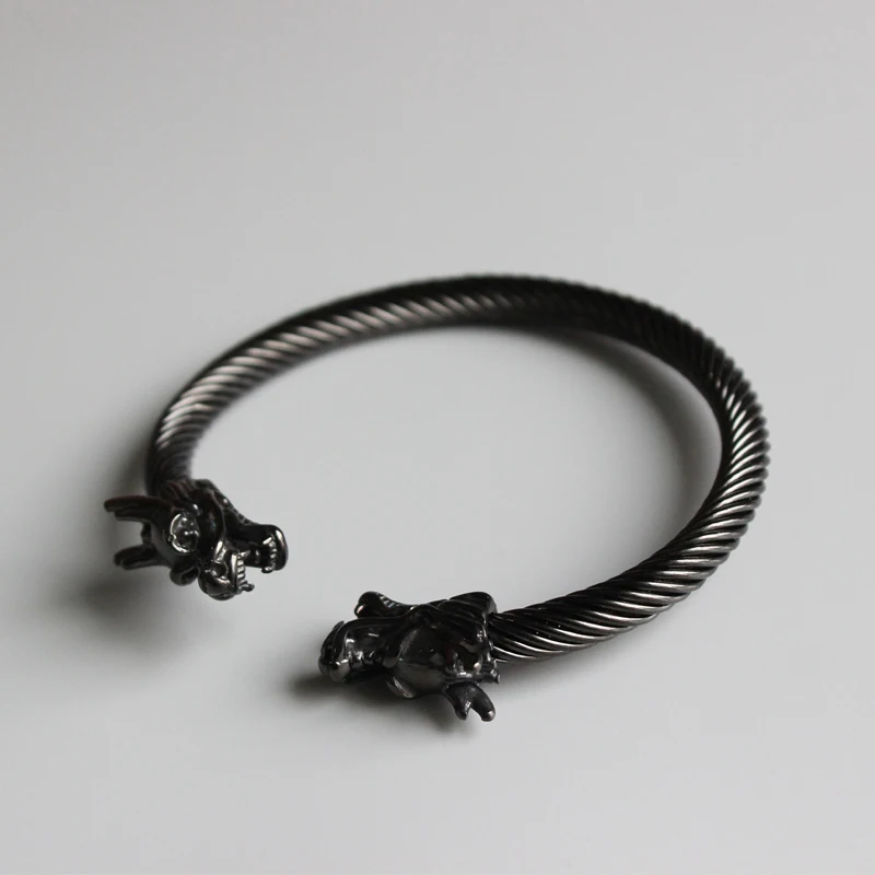 Hot Sale Stainless Steel Bracelets Men Women Dragon Head Charms Bracelets WIA Bangles Open Design Punk Jewelry Wristband
Hot Sale Stainless Steel Bracelets Men Women Dragon Head Charms Bracelets WIA Bangles Open Design Punk Jewelry Wristband
