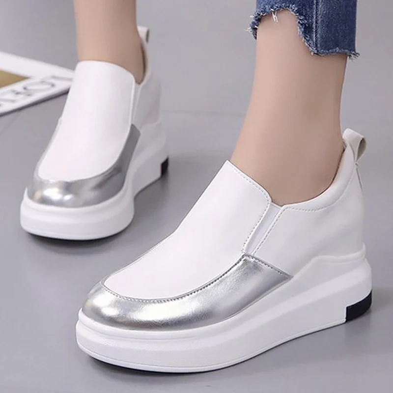 Wedge shoes women Slip-on Fashion sneakers for girls Increase Lazy shoes Comfortable Womens casual shoes Spring
Wedge shoes women Slip-on Fashion sneakers for girls Increase Lazy shoes Comfortable Womens casual shoes Spring