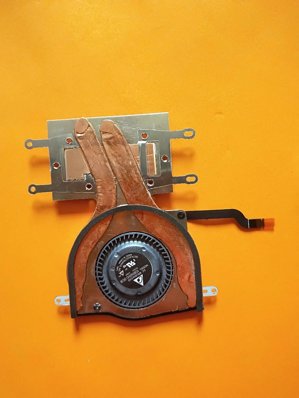 NEW for Microsoft Surface Pro 3 1631 Thermal Cooling Fan Heatsink
NEW for Microsoft Surface Pro 3 1631 Thermal Cooling Fan Heatsink