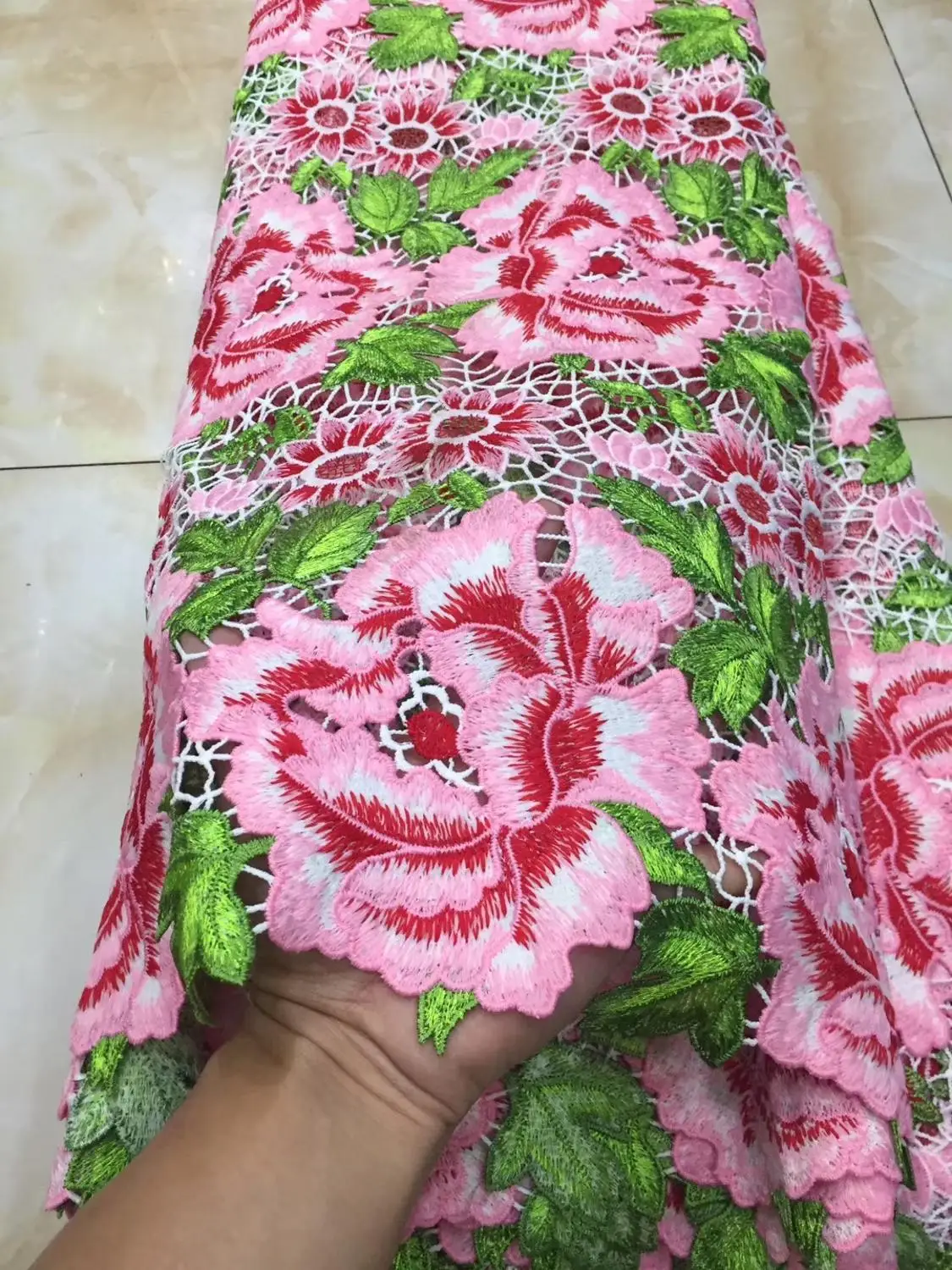 pink lace fabric African Lace Fabric 2019 Embroidered French Laces Fabric For Wedding Party Dress DYS113
pink lace fabric African Lace Fabric 2019 Embroidered French Laces Fabric For Wedding Party Dress DYS113