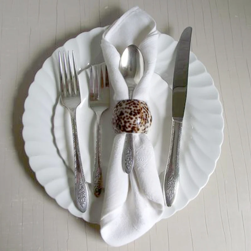 Free Shipping(6pcs/lot)Tiger Cowrie Shell Napkin Rings Natural Shell Napkin Holders Coastal Beach House Table Decor
Free Shipping(6pcs/lot)Tiger Cowrie Shell Napkin Rings Natural Shell Napkin Holders Coastal Beach House Table Decor