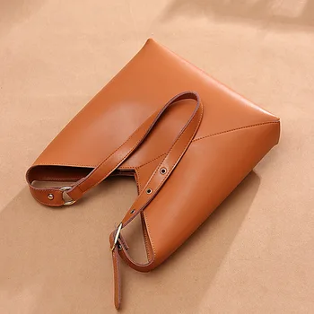 Moxi 2020 2pcs Composite Bag Women Solid Genuine Leather Shoulder Bags Women's Casual Tote Bag Designer Female Bucket Handbags
Moxi 2020 2pcs Composite Bag Women Solid Genuine Leather Shoulder Bags Women's Casual Tote Bag Designer Female Bucket Handbags