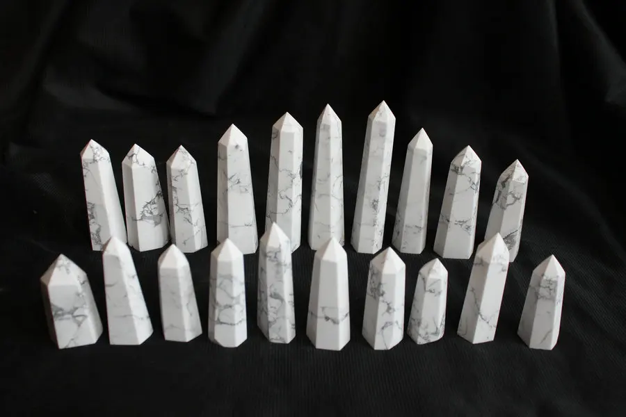 10 Pieces Natural White Howlite Stone Crystal Points Tower Polished Healing Wholesales Price ,CDHC
10 Pieces Natural White Howlite Stone Crystal Points Tower Polished Healing Wholesales Price ,CDHC