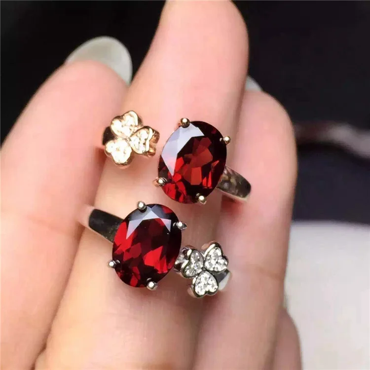S925 pure silver bordered irregular red corundum oval quartet ring Women thai silver ring
S925 pure silver bordered irregular red corundum oval quartet ring Women thai silver ring