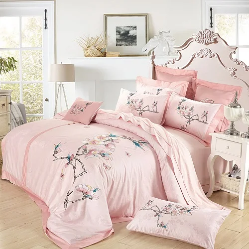 100% Egypt Cotton Silky Luxury Royal Bedding set Queen/King Size Embroidery Korean Bed set Duvet cover Bed linen Pillowcases 100% Egypt Cotton Silky Luxury Royal Bedding set Queen/King Size Embroidery Korean Bed set Duvet cover Bed linen Pillowcases