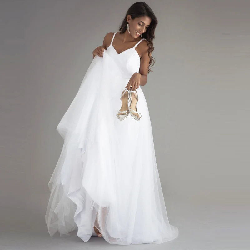 New Spaghetti Straps Wedding Dress Beach 2019 Vintage Lace Top Sexy Ivory Bridal Dresses Wedding Gowns Robe de mariee
New Spaghetti Straps Wedding Dress Beach 2019 Vintage Lace Top Sexy Ivory Bridal Dresses Wedding Gowns Robe de mariee
