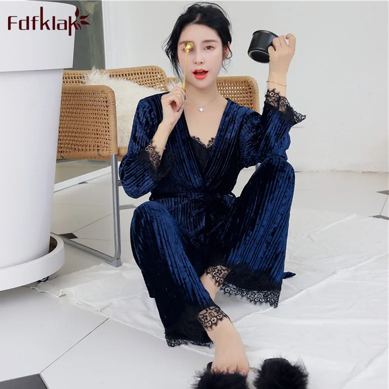 Fdfklak 3 Pieces sleepwear set female home clothes sexy lace nightwear warm velvet pajamas women autumn winter pyjamas suit
Fdfklak 3 Pieces sleepwear set female home clothes sexy lace nightwear warm velvet pajamas women autumn winter pyjamas suit