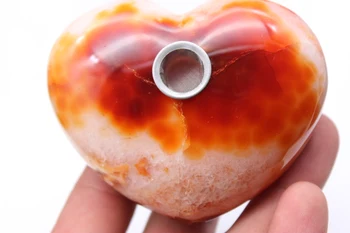 104 grams of natural quartz crystal heart-shaped smoke tube to cure has the dama
104 grams of natural quartz crystal heart-shaped smoke tube to cure has the dama