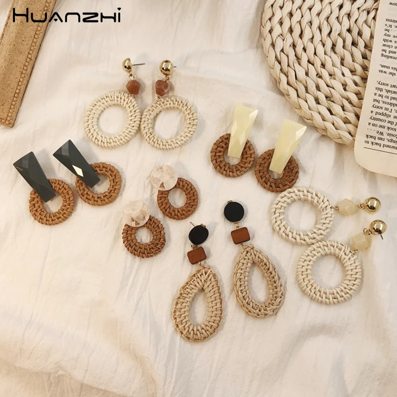 HUANZHI 2019 New Design Straw Rattan Knit Raffia Geometric Round Acetate Long Tassel Dangle Earrings for Women Beach Jewelry
HUANZHI 2019 New Design Straw Rattan Knit Raffia Geometric Round Acetate Long Tassel Dangle Earrings for Women Beach Jewelry