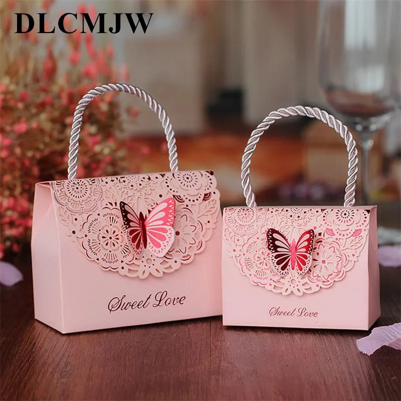 10 pcs/lot Wedding candy box creative hollow carved fold butterfly wedding gift box Chinese wedding exquisite candy box
10 pcs/lot Wedding candy box creative hollow carved fold butterfly wedding gift box Chinese wedding exquisite candy box