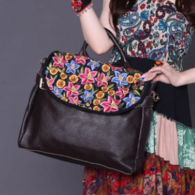 female Ethnic embroidered shoulder crossbody messenger bag women fashion designer handbags flower hand bag bolsas black brown
female Ethnic embroidered shoulder crossbody messenger bag women fashion designer handbags flower hand bag bolsas black brown