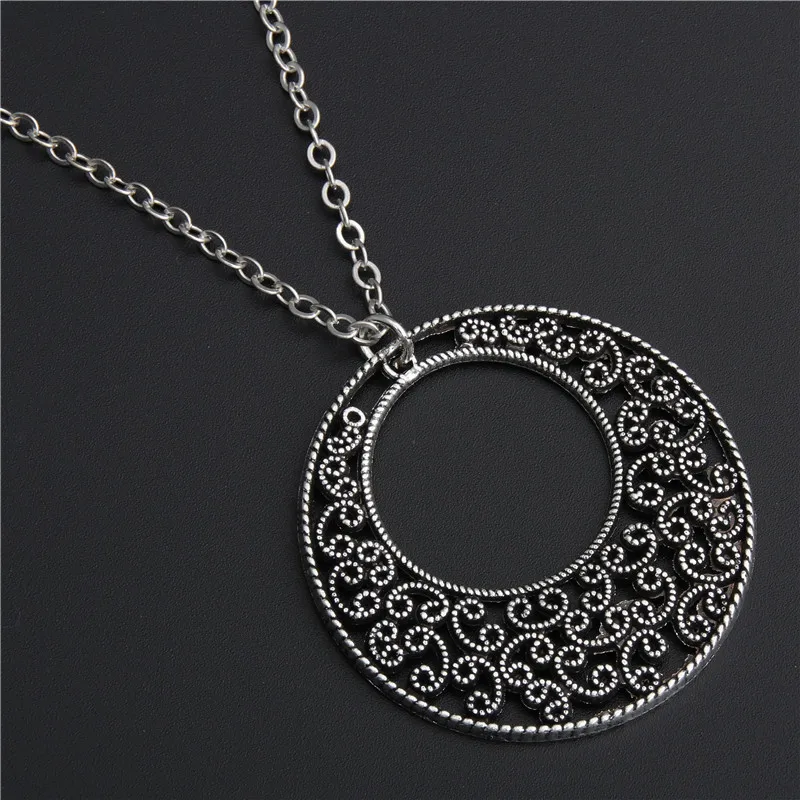 1pc Bohemian Hollow Round Flowers Pendant Necklace Chain Long Necklace Antique Silver Jewelry E574
1pc Bohemian Hollow Round Flowers Pendant Necklace Chain Long Necklace Antique Silver Jewelry E574