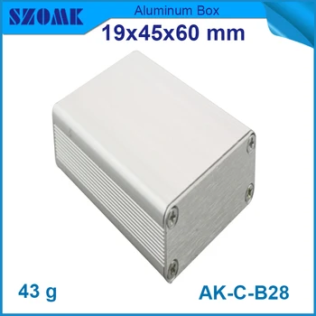 4pcs/lot free shipping Black color powder coating good cooling small aluminum housing electronics distribution19(H)x45(W)x75(L)
4pcs/lot free shipping Black color powder coating good cooling small aluminum housing electronics distribution19(H)x45(W)x75(L)