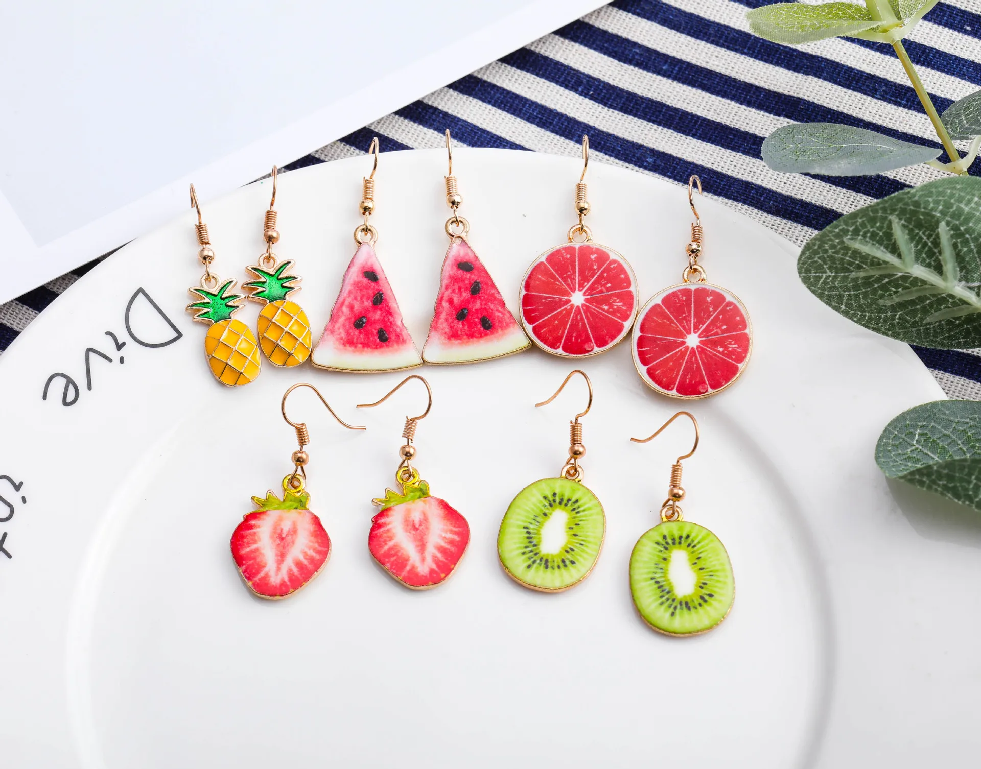 Korean Creative Fruit Earrings Pineapple Earrings Small Fresh Fruit Earrings Summer Popular Earrings Wholesale E180
Korean Creative Fruit Earrings Pineapple Earrings Small Fresh Fruit Earrings Summer Popular Earrings Wholesale E180
