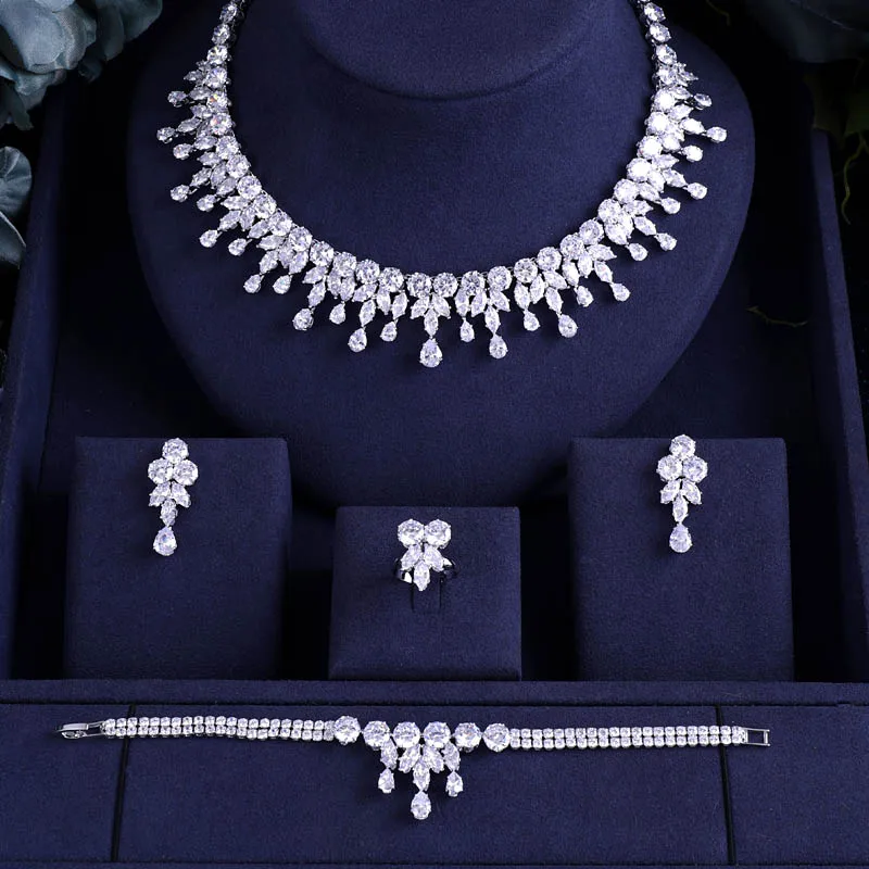 Accking African 4pcs Bridal Jewelry Sets New Fashion Dubai Full Jewelry Set For Women Wedding Party Accessories Design
Accking African 4pcs Bridal Jewelry Sets New Fashion Dubai Full Jewelry Set For Women Wedding Party Accessories Design