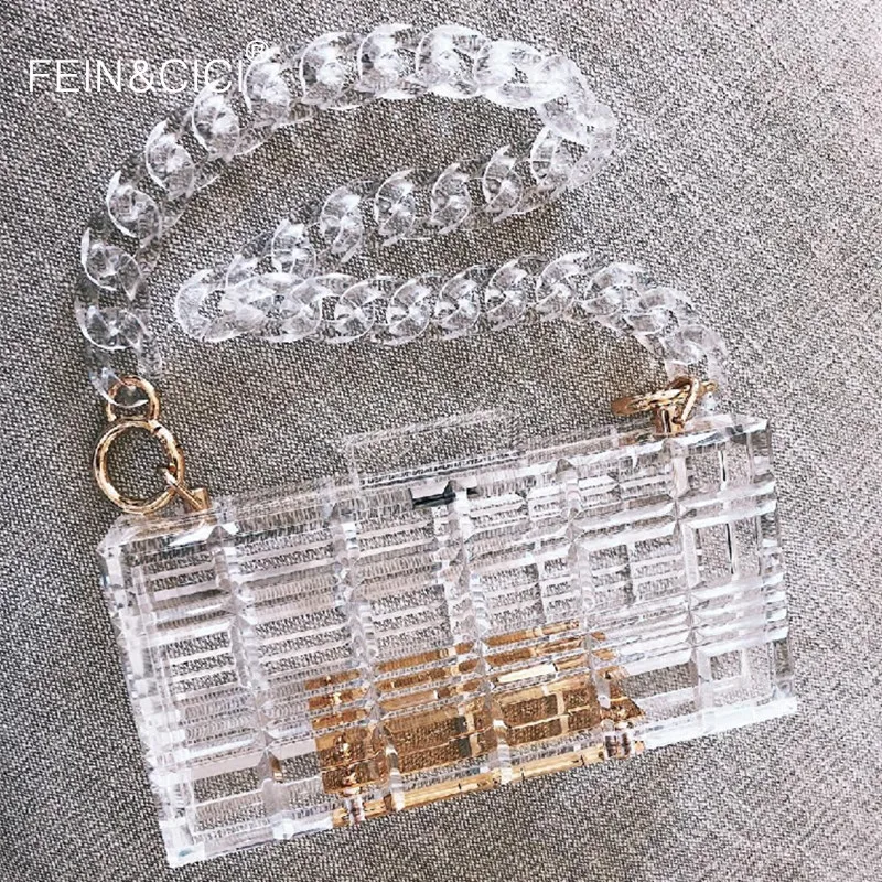 Clear acrylic clutch women transparent bag plastic chains box bag Dubai girl vintage retro evening party handbag 2019 summer bag
Clear acrylic clutch women transparent bag plastic chains box bag Dubai girl vintage retro evening party handbag 2019 summer bag