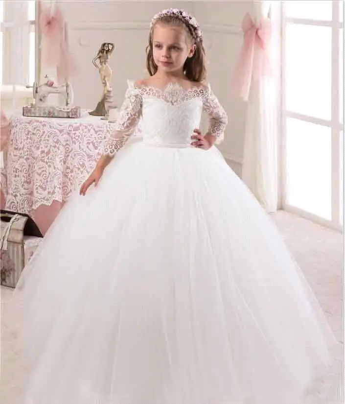 Girls First Communion Dresses 2019 Lace Cute White Iovry Flower Girl Dresses With Sleeves for Weddings Children Prom Gown
Girls First Communion Dresses 2019 Lace Cute White Iovry Flower Girl Dresses With Sleeves for Weddings Children Prom Gown