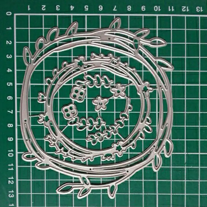 Wreath leaves Metal Cutting Dies Scrapbooking Craft Dies Cut DIY Photo Album embossing Card make Stencils 108x130mm
Wreath leaves Metal Cutting Dies Scrapbooking Craft Dies Cut DIY Photo Album embossing Card make Stencils 108x130mm