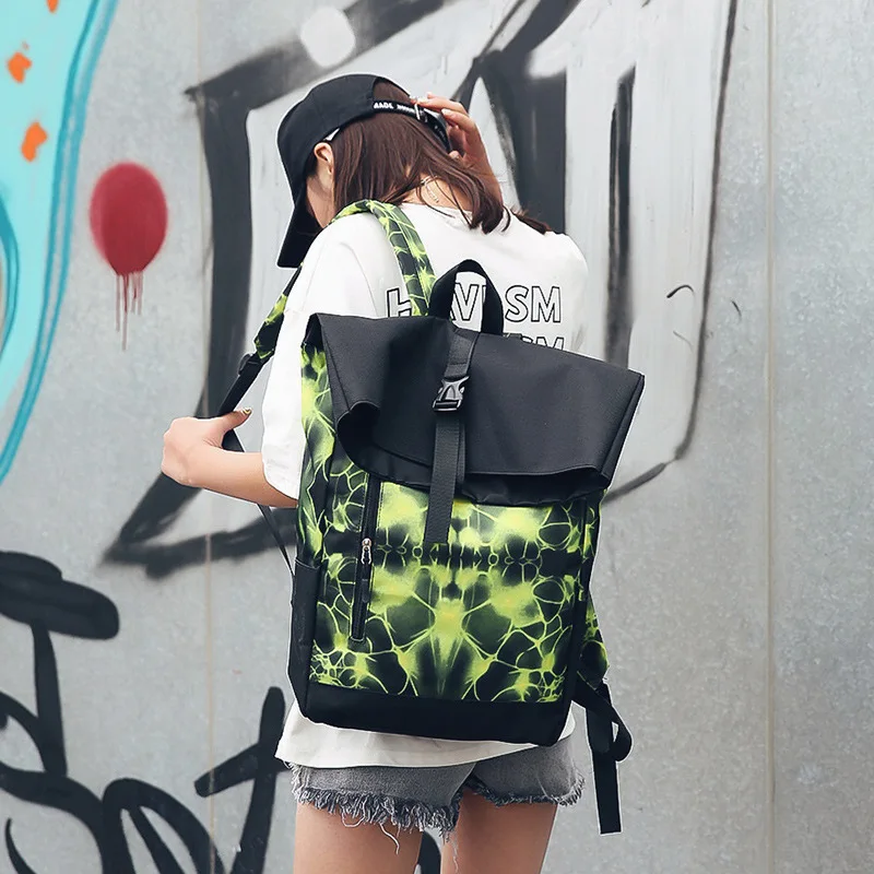 Middle school student nylon shoulder bag 2018 new camouflage street fashion backpack men and women outdoor travel bag
Middle school student nylon shoulder bag 2018 new camouflage street fashion backpack men and women outdoor travel bag