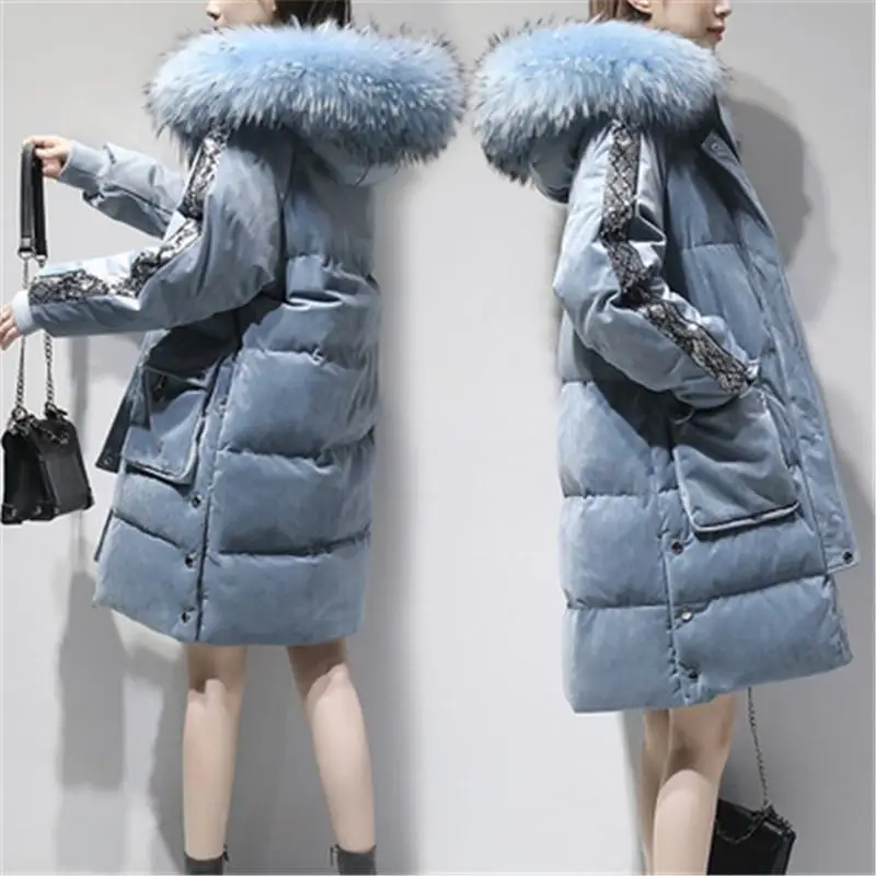 2019 New Winter Women Large Real Raccoon Fur Collar Hooded Long Coats White Duck Down Jacket Female Thick Warm Loose Parkas C128
2019 New Winter Women Large Real Raccoon Fur Collar Hooded Long Coats White Duck Down Jacket Female Thick Warm Loose Parkas C128