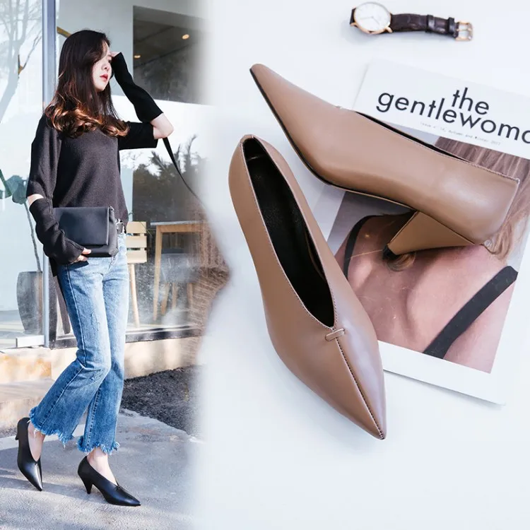 and outside the full leather wine cup with leather shoes Europe station 2018 spring new high heeled women's shoes.
and outside the full leather wine cup with leather shoes Europe station 2018 spring new high heeled women's shoes.